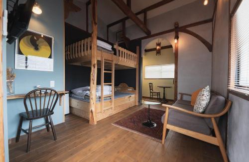 Shiogami Cho House | Cozy Takamatsu Guesthouse with Restaurant & 8.8/10 Rating