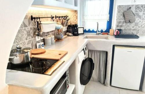 Marpissa Apartment | Budget-Friendly Traditional Arch House in Paros - 10/10 Rated