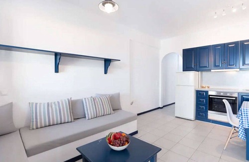 Ampelas Apartment | Idyllic Beachfront Apartment for Family Getaways
