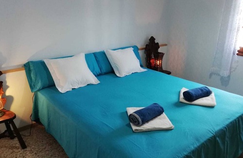 Orzola House | Traditional canarian house at the sea