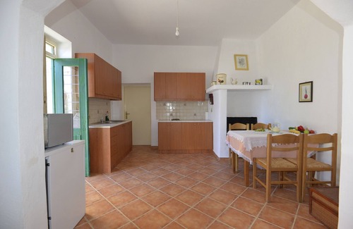Galia House | Experience a Cozy Traditional Cretan Stone House Retreat