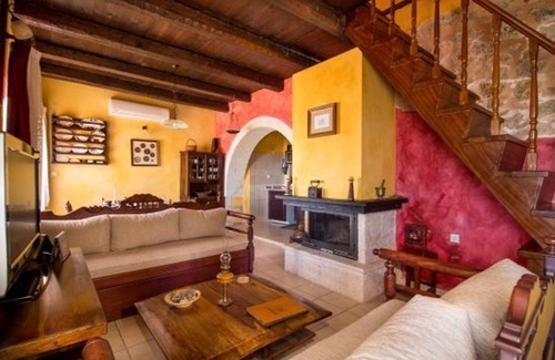 Samonas Villa | Idyllic Crete Villa Red Fliskouni with Private Pool