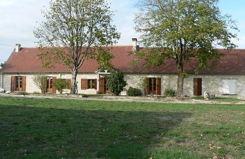 Monsaguel Cottage | Experience a Historic Farmhouse with Pool Near Issigeac