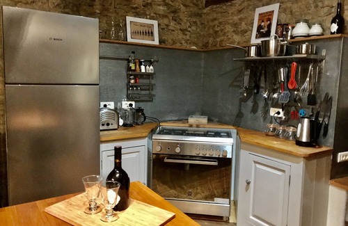 Caylus Cottage | Charming French House with Private Pool and Beautiful Gardens