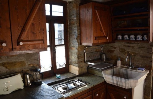 Polygyros Cottage | Traditional Greek Cottage