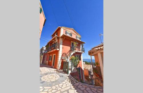Chlomos Apartment | Inviting Traditional House with Breathtaking Views