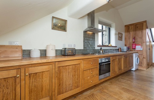 Kendal Cottage | Charming 2-Bedroom Cottage Near Lake District - Rated 10/10