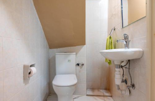 Vouni House | Traditional Stone House in Vouni, Quiet Stay with Courtyard & BBQ