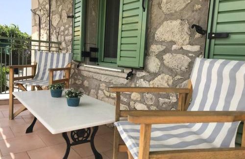 Kavallos House | Inviting Stonehouse Retreat in Kavalos - Pet Friendly Stay