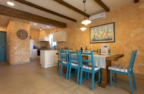 Kras Villa | Idyllic Villa Maša***** on Krk with Pool and Tavern