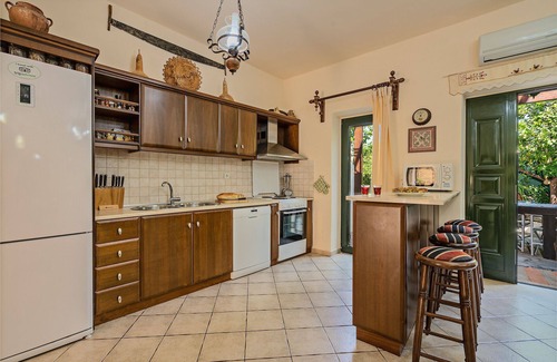 Vlichada Villa | Cozy Villa with Private Pool & Family-Friendly Atmosphere