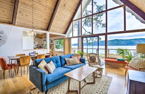 Lilliwaup House | Experience Trail's End Cabin: Oceanfront Retreat Awaits