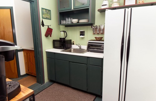 Keene Valley Bed & Breakfast | Discover Trail's End Inn: Rated 9.4 with Spa & Breakfast