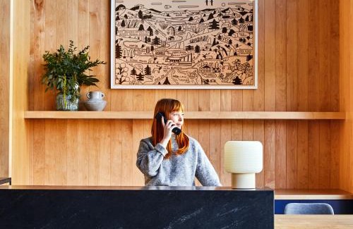 Estes Park Hotel | Experience Trailborn Rocky Mountains Outpost with Ocean View