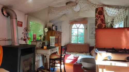 Weissenbrunn House | Family-Friendly Stay at DSCHUNGEL LODGE with Kitchenette