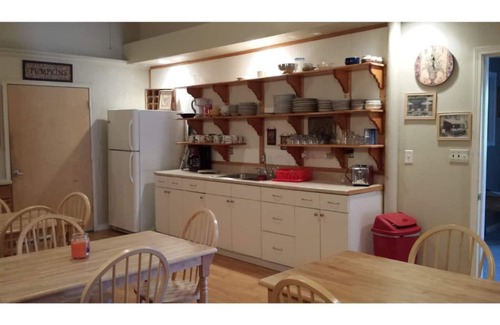 Midvale House | Experience Trailhead Guesthouse: Pet Friendly & Family Ready