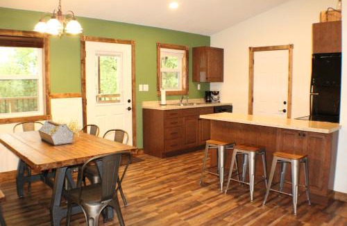 Marysville Apartment | Experience Trailhead Suites: Family-Friendly Getaway Awaits