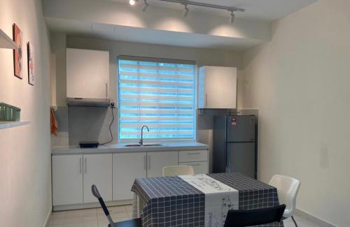 Kampar Apartment | Relax at Trails of Kampar: Family-Friendly with Pool Access