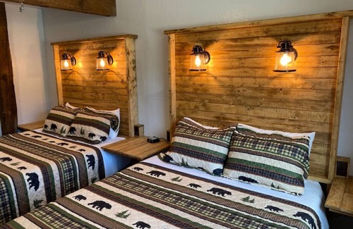 Ohiopyle Hotel | Convenient Trailside Hotel Near Fallingwater with Great Amenities