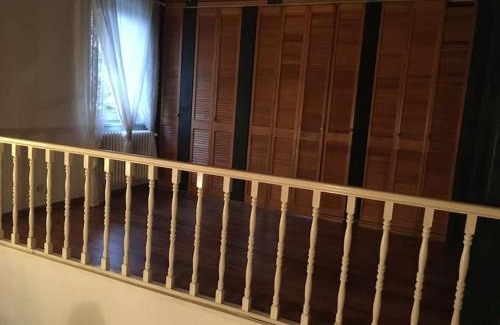 Seevetal Apartment | Explore Train Fans Guesthouse: A Family-Friendly Retreat