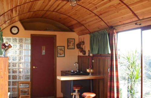 San Agustin del Guadalix House | Explore the Unique TRAIN WAGON: Spa & Family-Friendly Stay