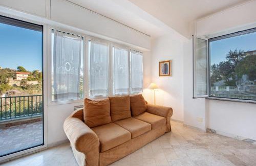 Celle Ligure Apartment | Tramontana: Family and Pet-Friendly Getaway Awaits