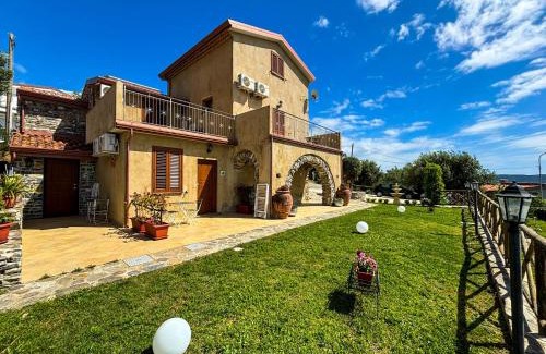 Pisciotta Bed & Breakfast | Oceanfront Escape at Tramonti d'Oro - Rated 9.4/10!