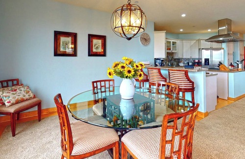 Seaside House | Seaside Beach Getaway: Pet Friendly & Oceanfront Paradise