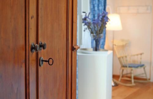 Massa Castello Bed & Breakfast | Experience Tramontodivino B&B with Oceanfront Bliss