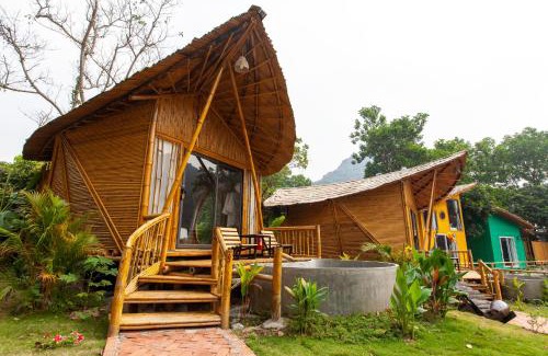 Hoa Lu Hotel | Inviting Trang An Lamia Bungalow with Pool & Hot Tub