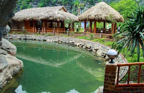 Hoa Lu House | Relax at Trang An Mountain House Bungalow with Garden View