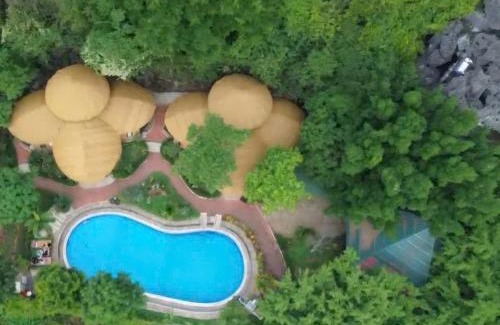 Ninh Binh Cabin | Relaxing Trang An Royal Bungalow with Oceanfront Amenities