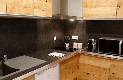 Saint-Quentin Apartment | Pet-Friendly Trankil'apparts Gare: Rated 9.4 by Guests
