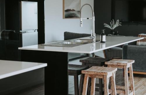 Tranmere Apartment | Tranmere Seaside Serenity: Family-Friendly Coastal Retreat