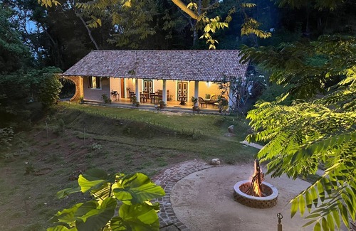 Wellawaya Villa | Serene 2-BR Villa in Ella with Hot Tub and Scenic Views