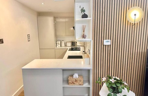 Queenhithe Apartment | Serene 2-Bedroom Retreat Just 2 Minutes from St. Paul's
