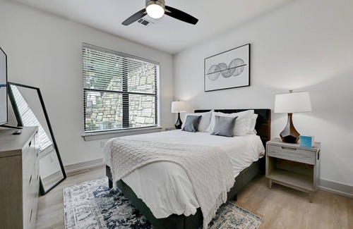 West Oak Hill Apartment | Serene Hill Country Retreat with Pool & Pet-Friendly Stay