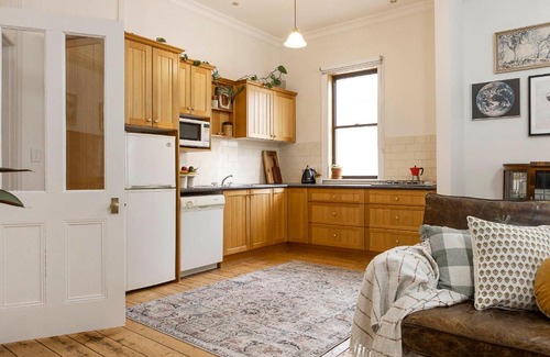 Beechworth Apartment | Serene 2BR Beechworth Retreat - Guest Rated 10/10