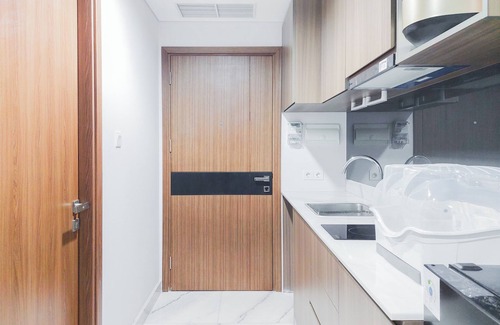 Pinang Apartment | Cozy Living at The Smith Alam Sutera Apartment with Pool