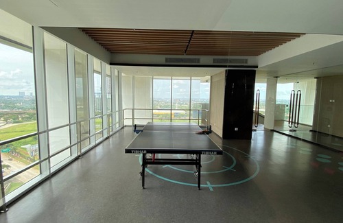 Pinang Apartment | Cozy Living at The Smith Alam Sutera Apartment with Pool