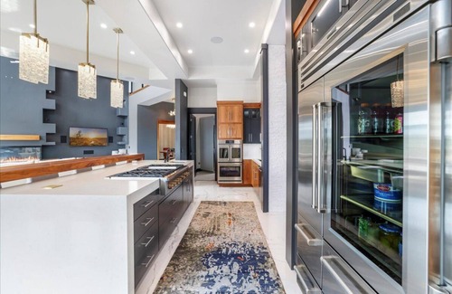 Twin Falls House | Tranquil and Dramatic house on the Rim of the Snake River Canyon