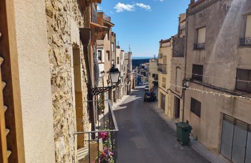 Cervera del Maestrat House | Tranquil and Spacious Townhouse in Historical and Picturesque Cervera Del Maestre