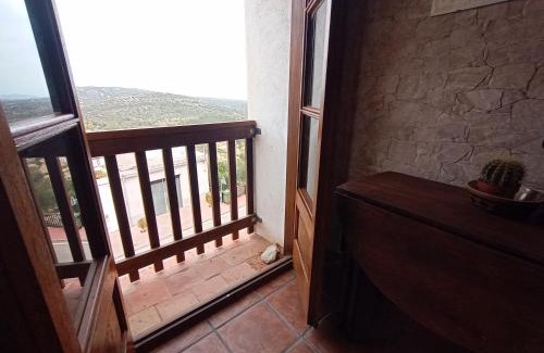 Cervera del Maestrat House | Tranquil and Spacious Townhouse in Historical and Picturesque Cervera Del Maestre
