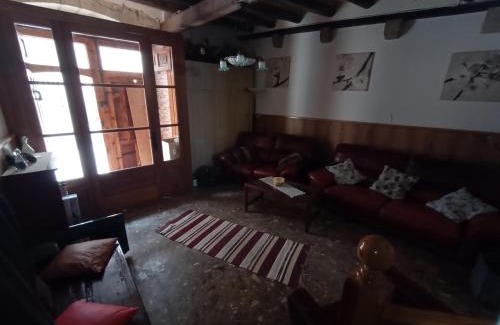 Cervera del Maestrat House | Tranquil and Spacious Townhouse in Historical and Picturesque Cervera Del Maestre