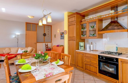 Oldesio Apartment | Idyllic Apartment "Sun" with Pool, Ocean Views & Terrace