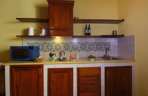 Assisi Cottage | Family-Friendly Getaway at Belvilla by OYO Ginestrilo