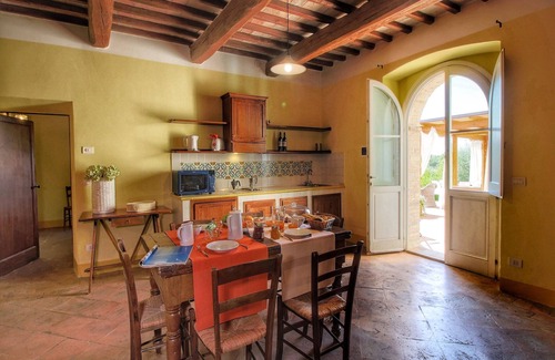 Assisi Cottage | Family-Friendly Getaway at Belvilla by OYO Ginestrilo