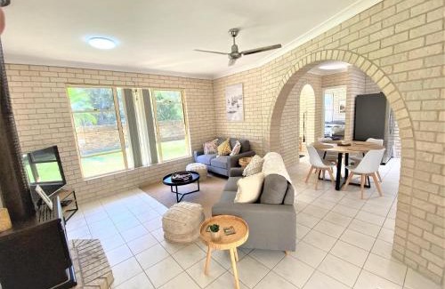 Nambucca Heads House | Serene Beach Retreat with Breakfast and Child-Friendly Amenities