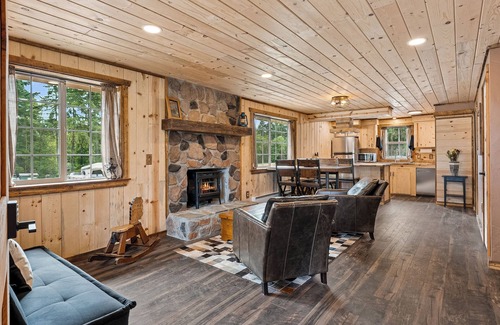 Burley House | Relax at Lazy K Stables: Pool, Ocean & Lake Views Await