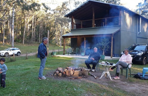 Brunkerville House | Serene Bush Retreat with Mountain Bike Trails and Breakfast